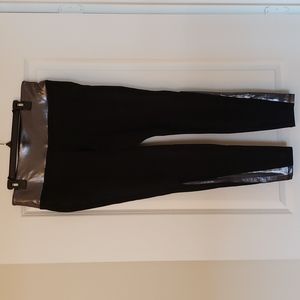 Metallic workout leggings